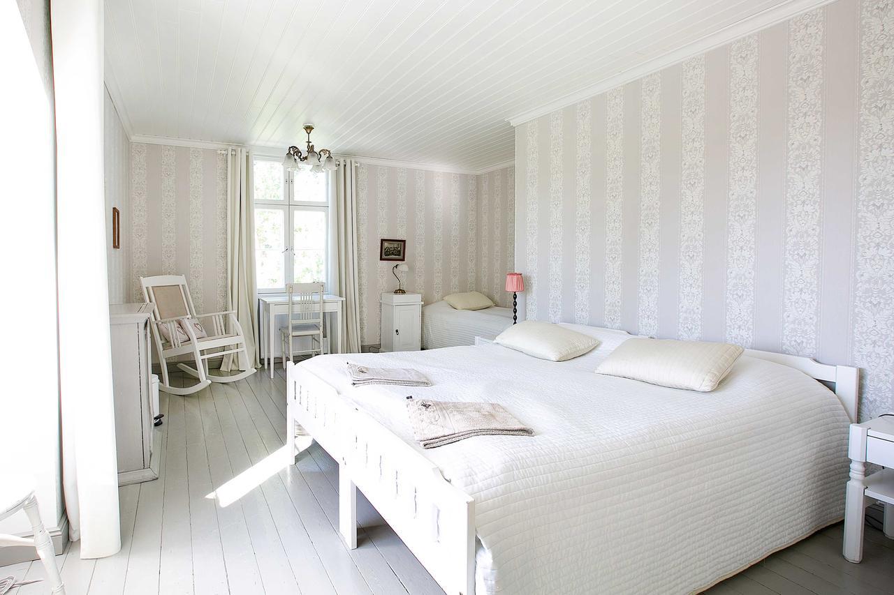 Tammiston Bed&Breakfast Naantali Esterno foto